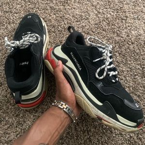 Balenciaga Shoes size 9 , looking to get rid of because I no longer wear.